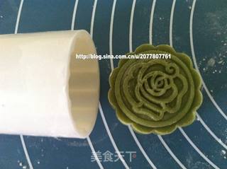 抹茶红豆沙冰皮月饼的做法步骤:13