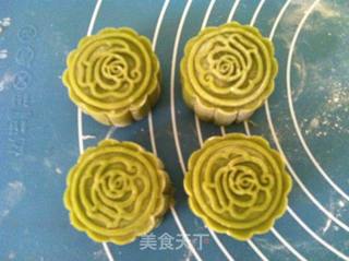 抹茶红豆沙冰皮月饼的做法步骤:14