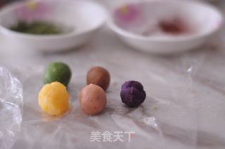 彩虹冰皮月饼的做法步骤：13