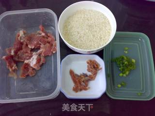 肉片火腿焗饭的做法步骤：1