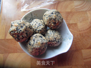 不用烤箱打月饼:苏式椒盐&枣泥月饼的做法步骤:9