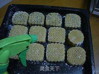 玫瑰紫薯月饼的做法步骤:7