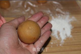 蛋黄莲蓉月饼的做法步骤:14