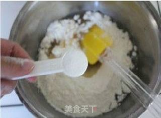 28图详解此生最爱的月饼——广式莲蓉蛋黄月饼的做法步骤：8