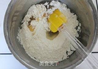 28图详解此生最爱的月饼——广式莲蓉蛋黄月饼的做法步骤:7