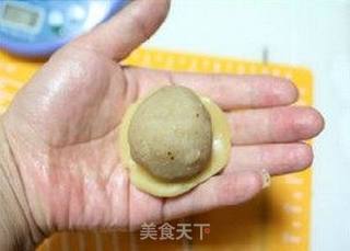 28图详解此生最爱的月饼——广式莲蓉蛋黄月饼的做法步骤：15