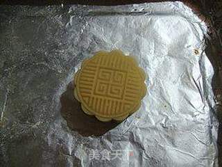 月圆中秋----------【广式草莓豆沙月饼】的做法步骤:13