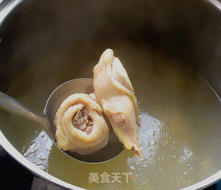 墨鱼鸡子汤的做法步骤:9