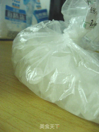 银耳雪梨薏米糖水的做法步骤:3