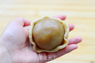 私家配方大公开——广式莲蓉蛋黄月饼的做法步骤:10