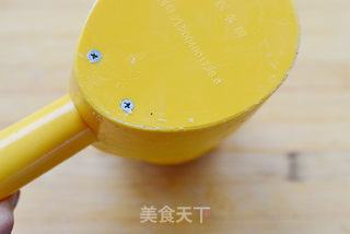 私家配方大公开——广式莲蓉蛋黄月饼的做法步骤:18