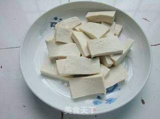 西红柿豆腐紫菜汤的做法步骤:2
