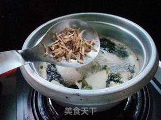 西红柿豆腐紫菜汤的做法步骤:6