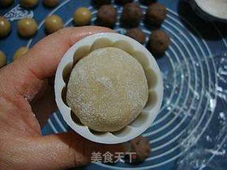 月圆中秋---------【椰香双豆沙月饼】的做法步骤:10