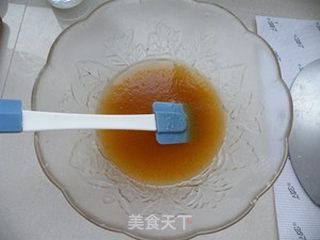 经典月饼--蛋黄豆沙月饼的做法步骤:2