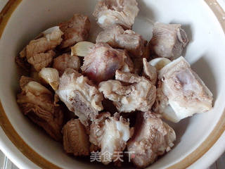 鲍贝焖排骨的做法步骤:5
