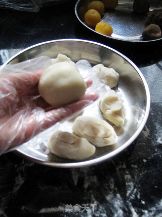冰皮月饼---新手都能百分百成功的月饼的做法步骤:12
