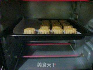 练练手做月饼——玫瑰豆沙月饼的做法步骤:11