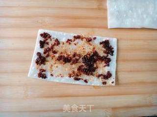 肉酱卷饵块的做法步骤:5