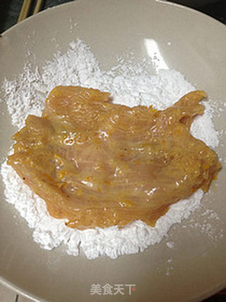 香橙芝麻烤鸡排的做法步骤:7