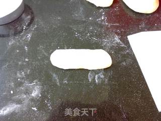 蜜汁叉烧堡的做法步骤:7