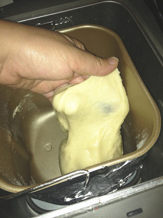 黑小米芝麻面包圈的做法步骤：3