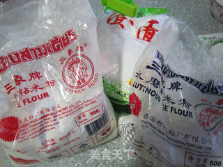 娇艳欲滴话冰皮月饼的做法步骤:2