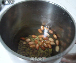 花生豆浆的做法步骤:2