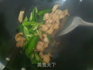 尖椒炒干豆腐的做法步骤：6