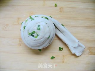 百吃不厌家常饼——葱香手抓饼的做法步骤:11