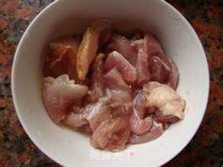 香菇青椒炒肉片的做法步骤：4