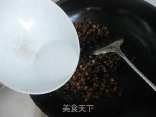 香菇酱肉包的做法步骤:11