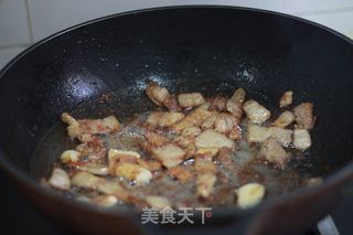 大扁豆炒五花肉的做法步骤:5