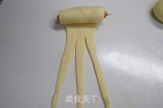 梳着小辫儿的香肠面包卷的做法步骤:4