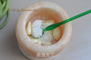 蒜汁捞面的做法步骤:3
