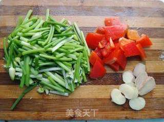 野韭菜苔回锅肉的做法步骤:3