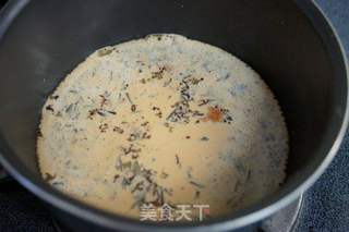 简单几步做出香浓好喝的奶茶的做法步骤:3