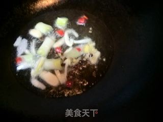 炝炒手撕包菜的做法步骤:4
