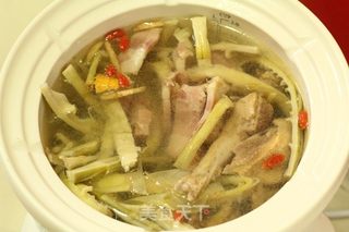 老鸭扁尖汤的做法步骤:4