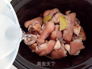 黑豆炖猪手 【秋季好滋补】的做法步骤:8