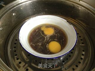 【红糖酒炖蛋】的做法步骤:5