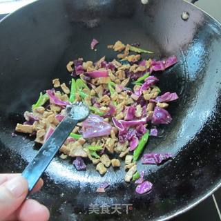 紫包菜炒肉的做法步骤：6