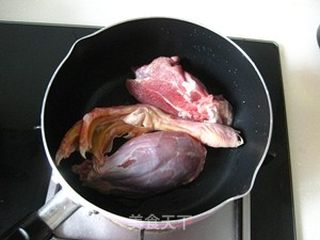 秋季大补菜----山药炖雉汤的做法步骤:2