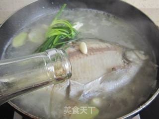 鳊鱼豆腐汤的做法步骤：7