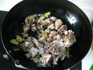 秋天不要错过的宴客菜-----栗子鸡的做法步骤:12