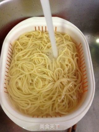 意大利面的做法步骤:4