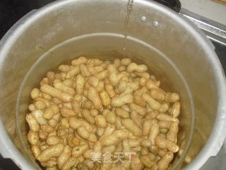 卤煮花生的做法步骤：3