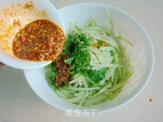 腐乳温拌佛手瓜的做法步骤:7