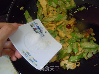 金黄色的秋天-------秋葵炒鸡蛋的做法步骤:9
