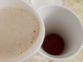【私房鸳鸯奶茶】--香浓幼滑萦绕舌尖三种味道下午茶的做法步骤:6